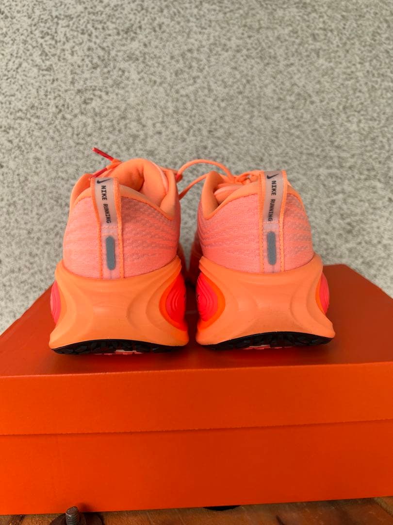 ナイキ NIKE ズームXボメロプラス　オレンジ