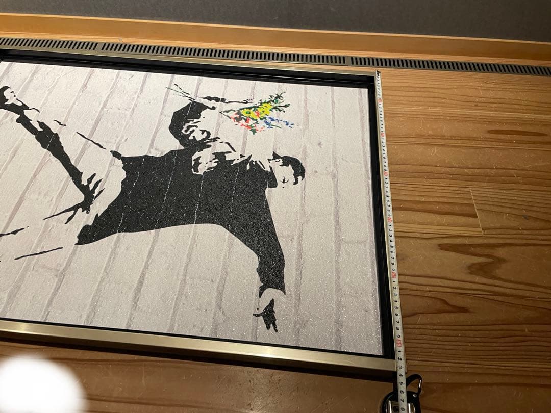 バンクシー　 花束を投げる男 絵画　アート