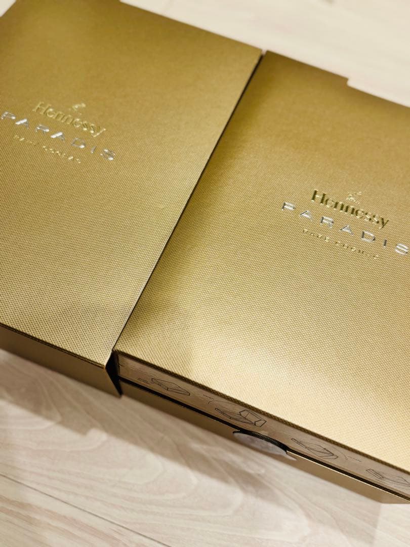 Hennessy Paradise ヘネパラ 750ml ゴールドボックス付き