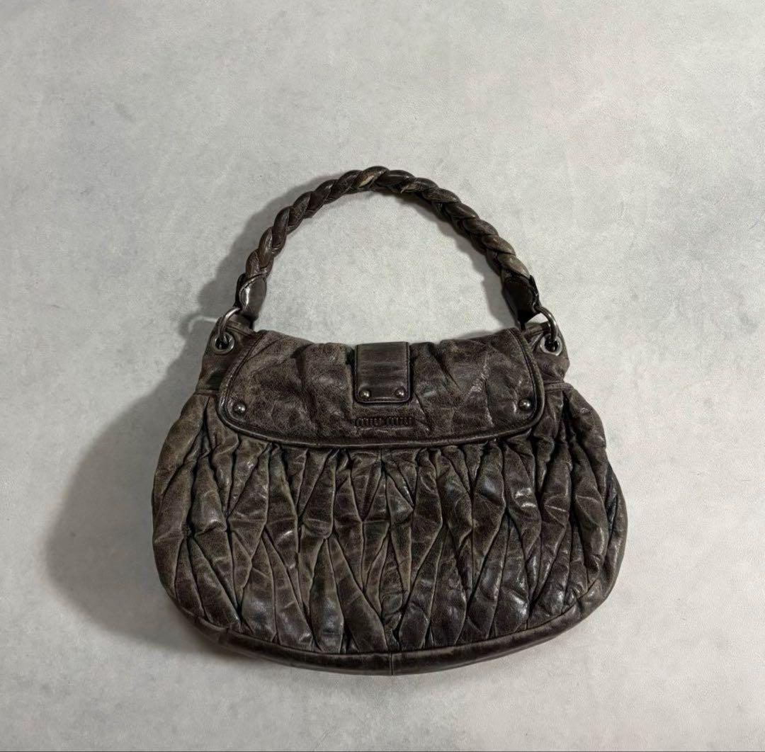 バッグ Y2K archive MIUMIU Matelasse leather bag