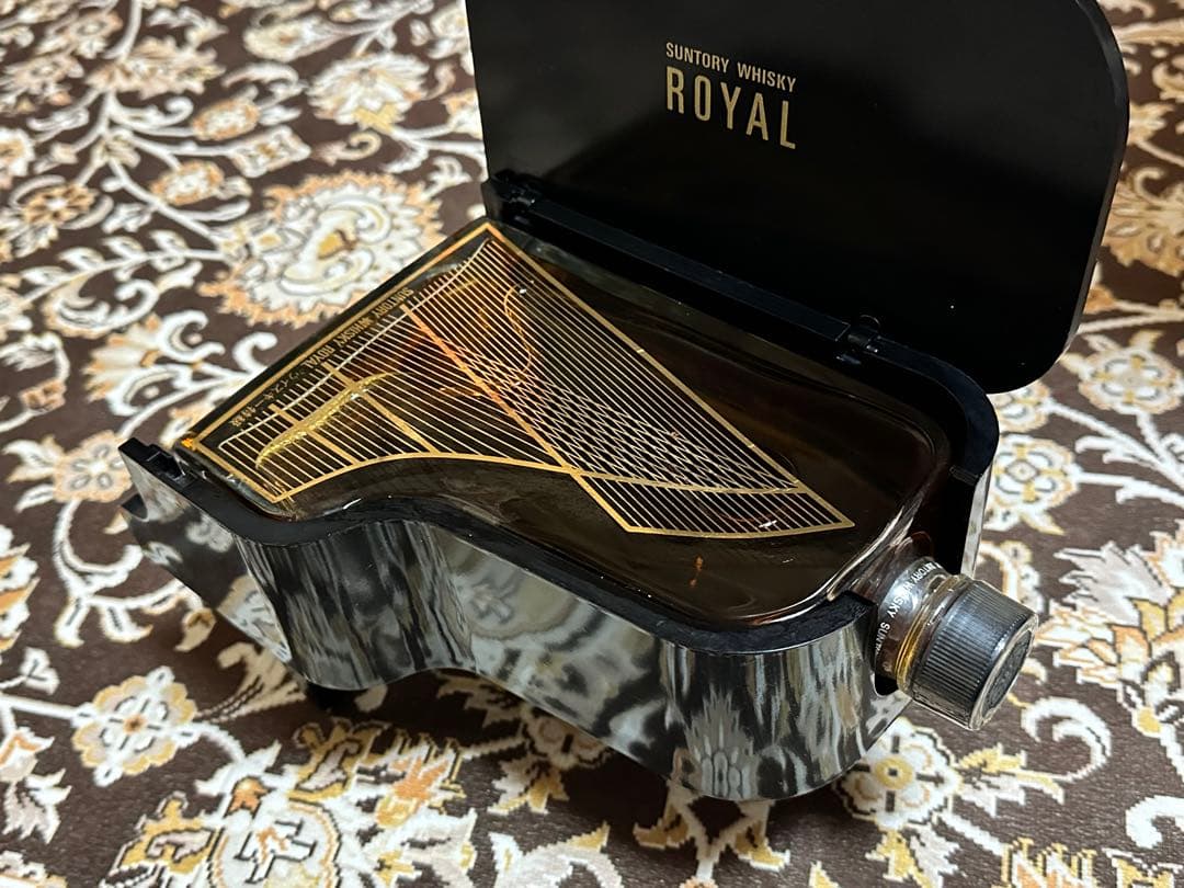 サントリーローヤルピアノ型 楽器 特級表記 600ml 43% SUNTORY