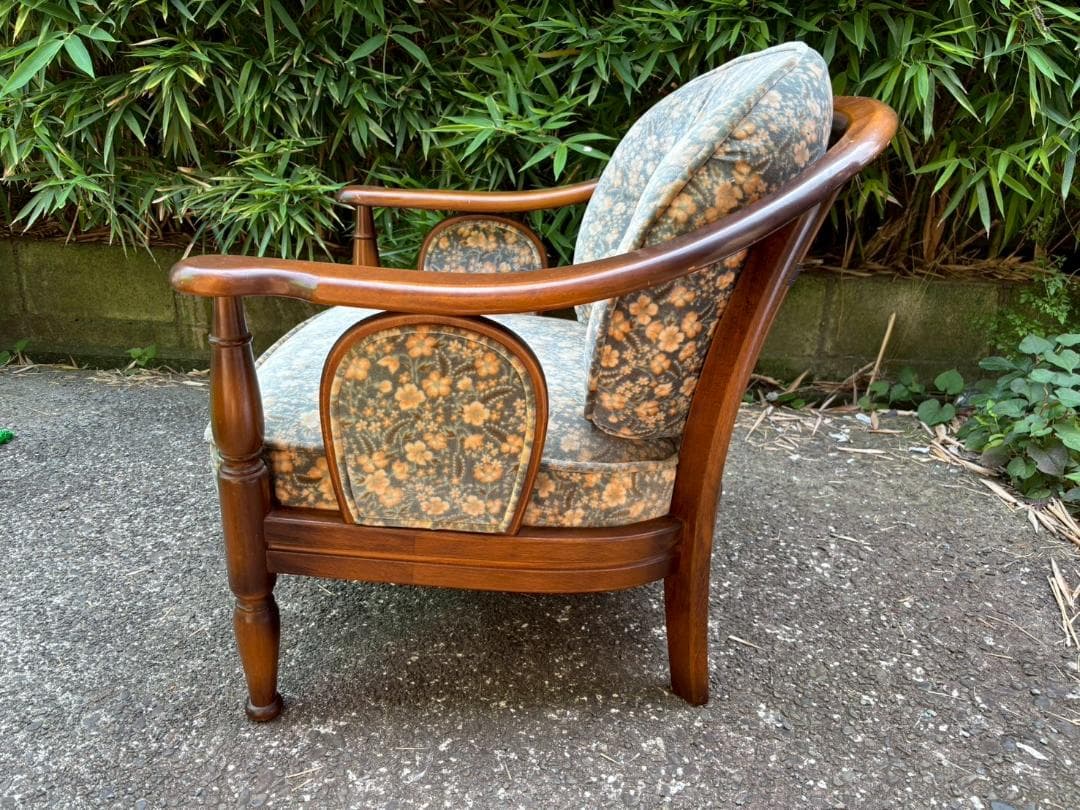 ②　karimoku　カリモク　コロニアル　アームチェア　ソファ　ヴィンテージ