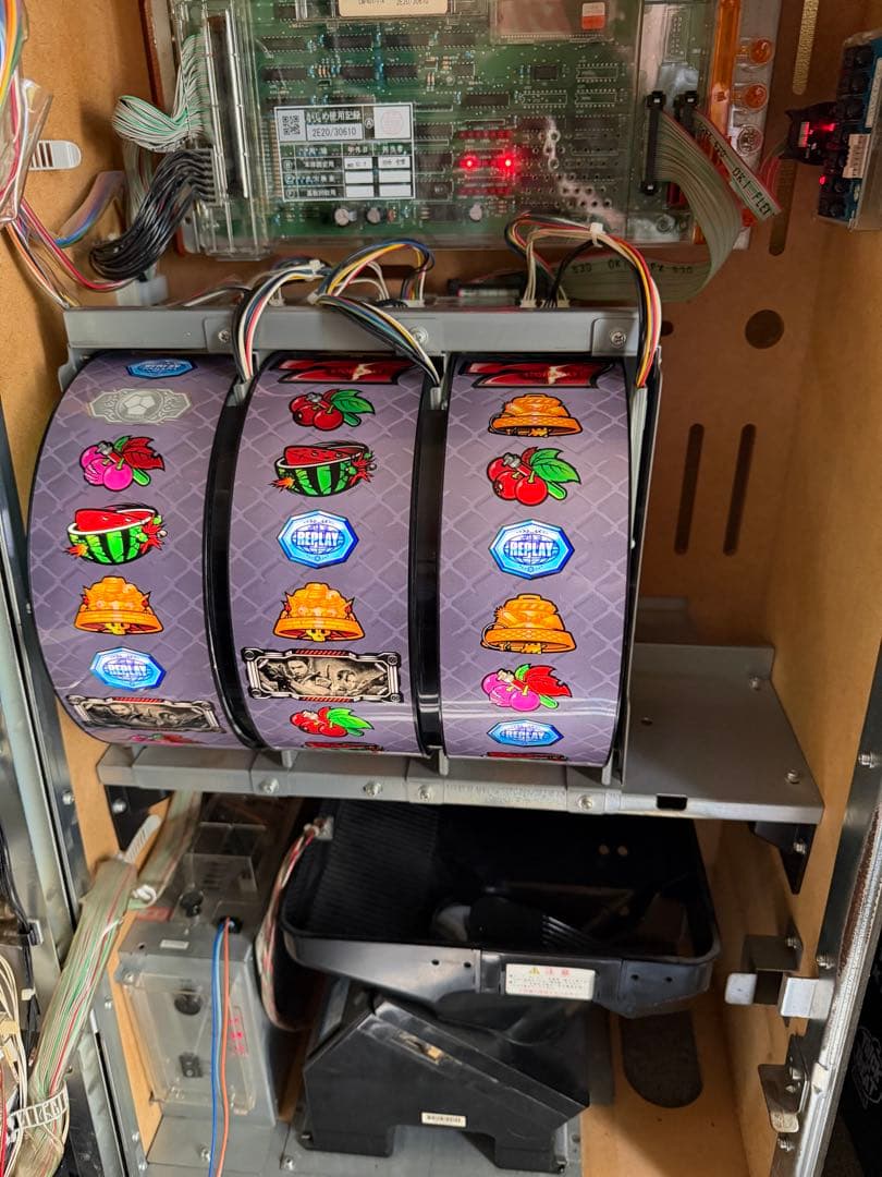 【送料無料】5号機 バイオハザード5 実機