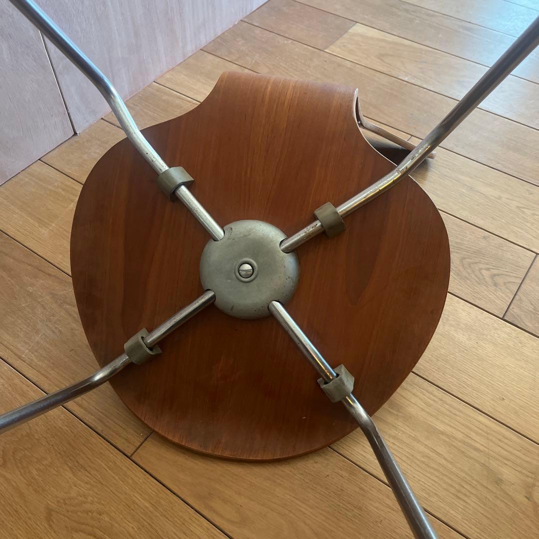 アルネヤコブセン　モスキートチェア