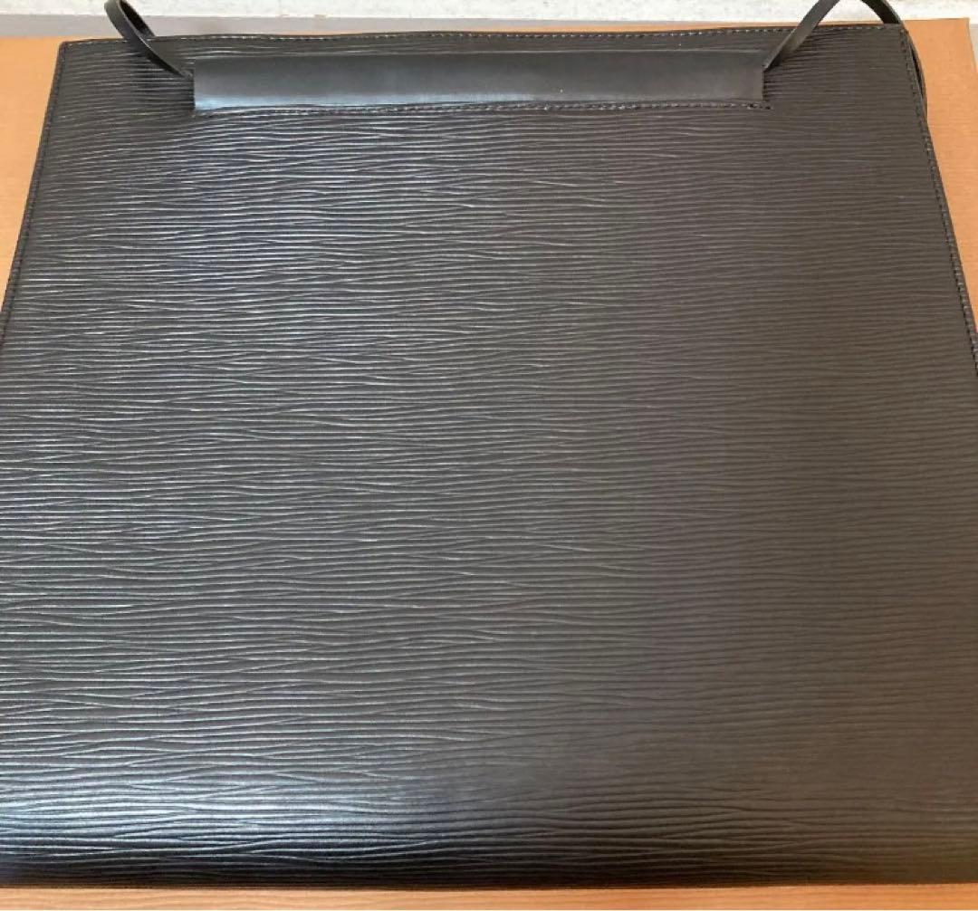 ルイヴィトン サントロペショルダーバッグ　エピM5246C