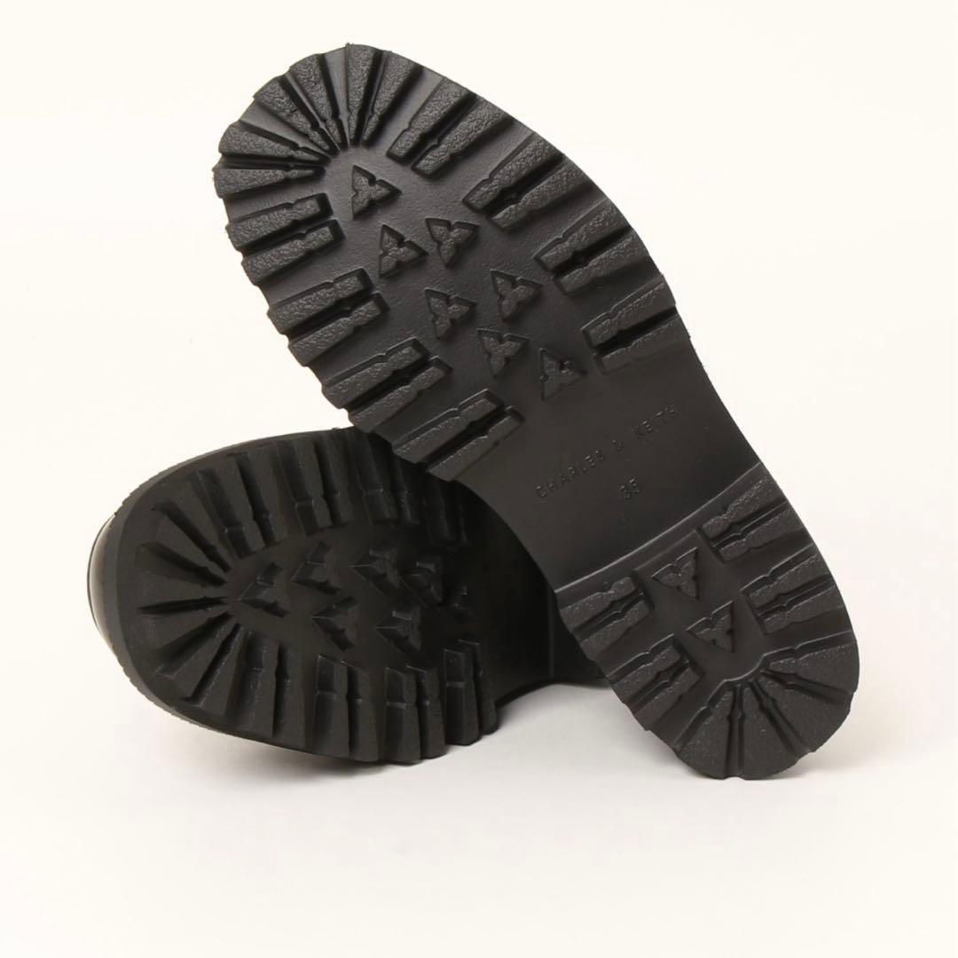 CHARLES & KEITH カバードリッジソール ローファー