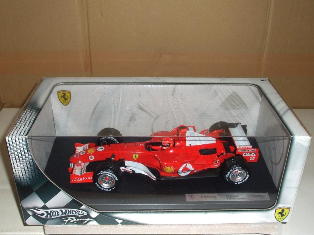 未開封　フェラーリ　F２００５　M・シューマッハ　＃１　マテル　１／１８