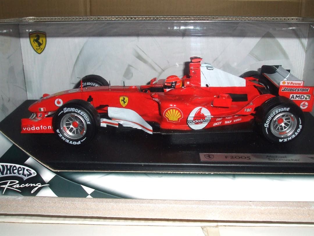 未開封　フェラーリ　F２００５　M・シューマッハ　＃１　マテル　１／１８