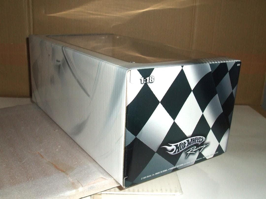 未開封　フェラーリ　F２００５　M・シューマッハ　＃１　マテル　１／１８