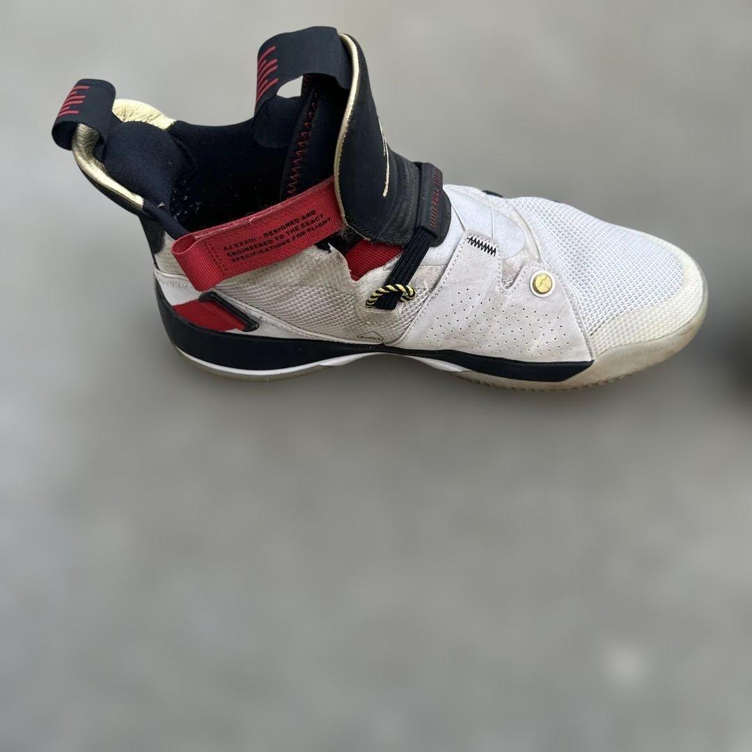 Air Jordan 33 バスケットボールシューズ ハイカット