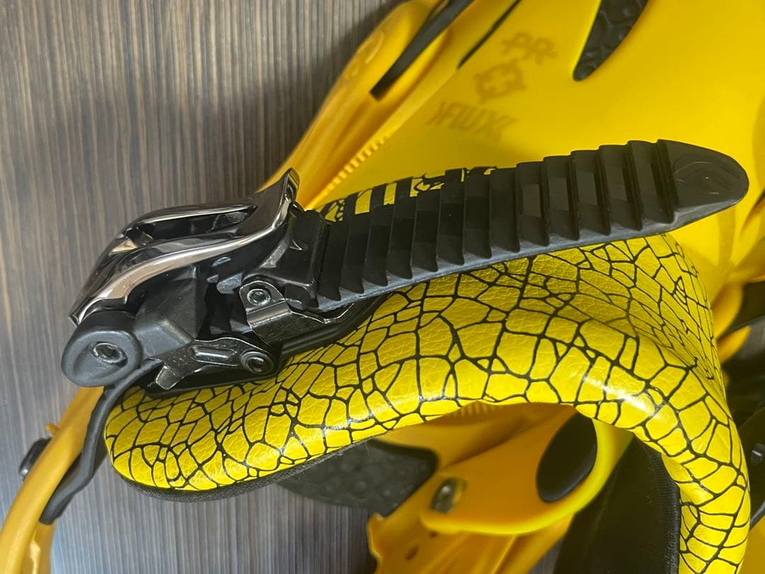 美品　フラックス FLUX PR スノーボード ビンディング Sサイズ 送料込み