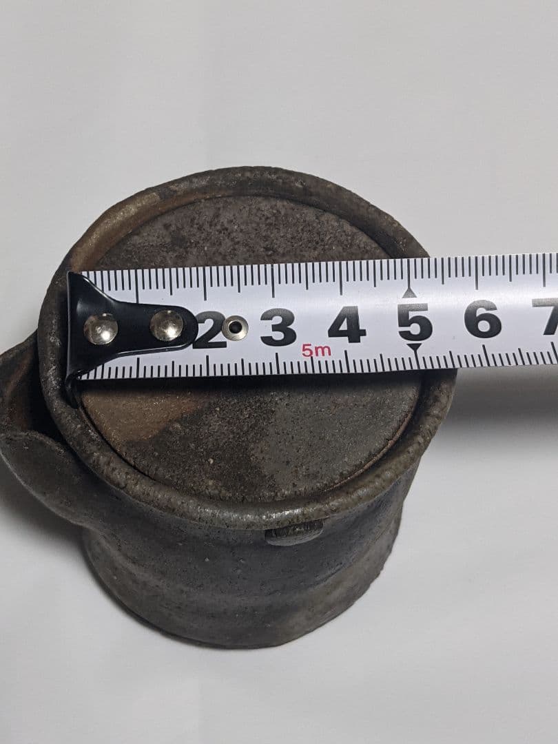 宝瓶（陶印あり）箱なし、説明書なし。