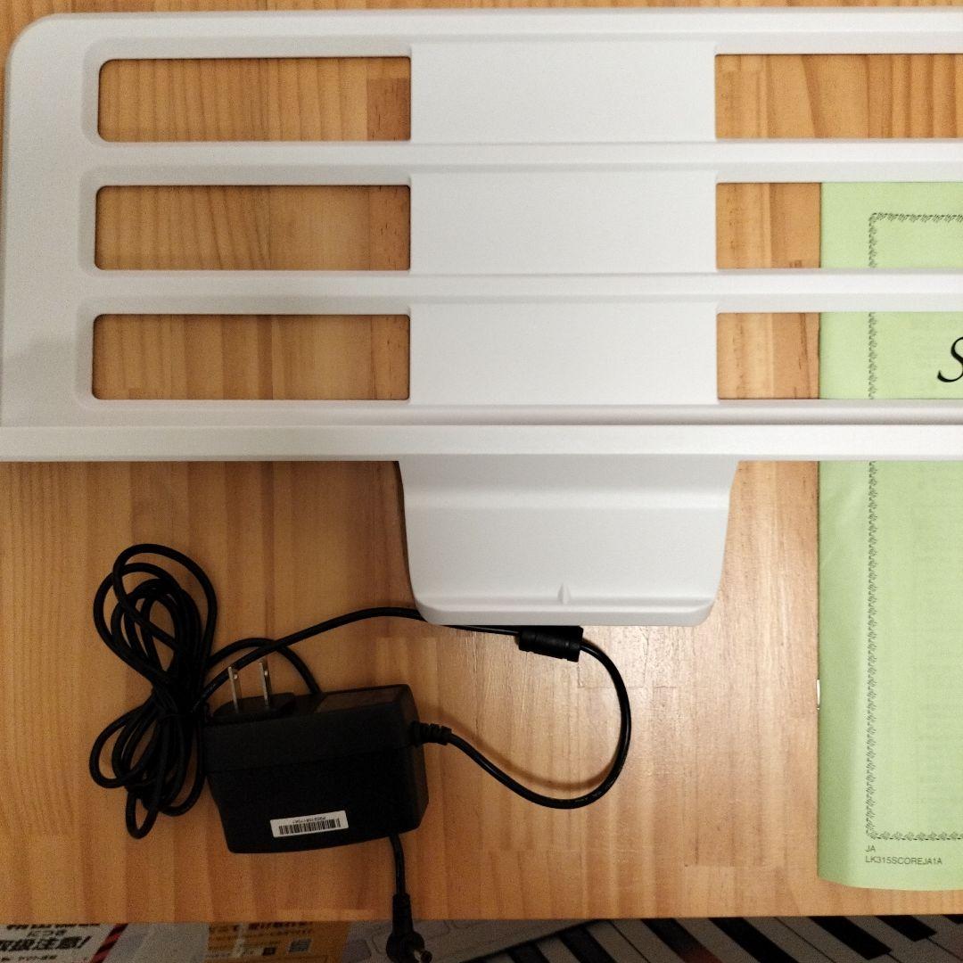 CASIO LK-315 光ナビゲーションキーボード 電子ピアノ