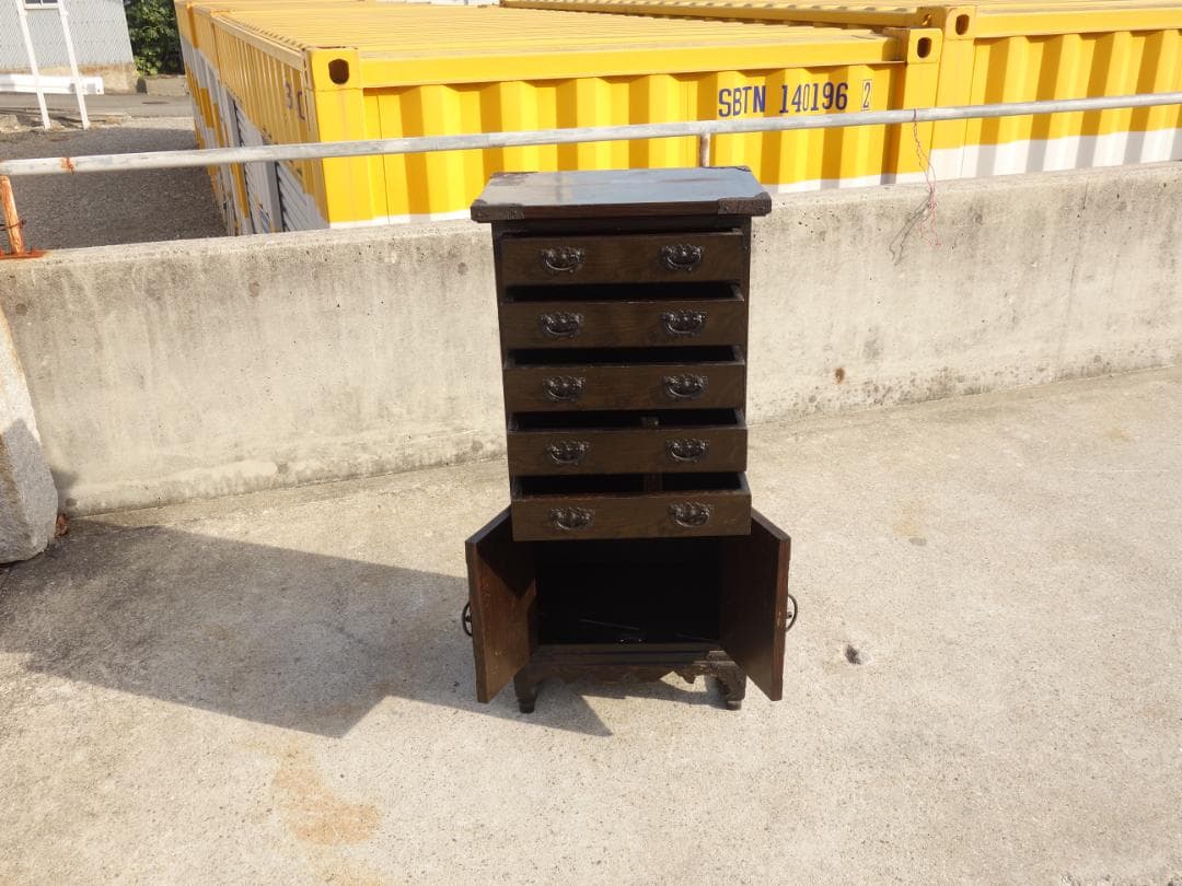 M▽李朝風家具 作者銘入り 整理箪笥 作家家具 鉄金具 引き手 (08371)