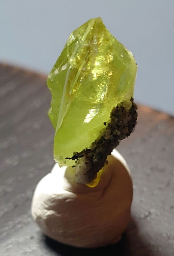 高品質希少産地　オーストリア Salzburg産　チタナイト　スフェーン