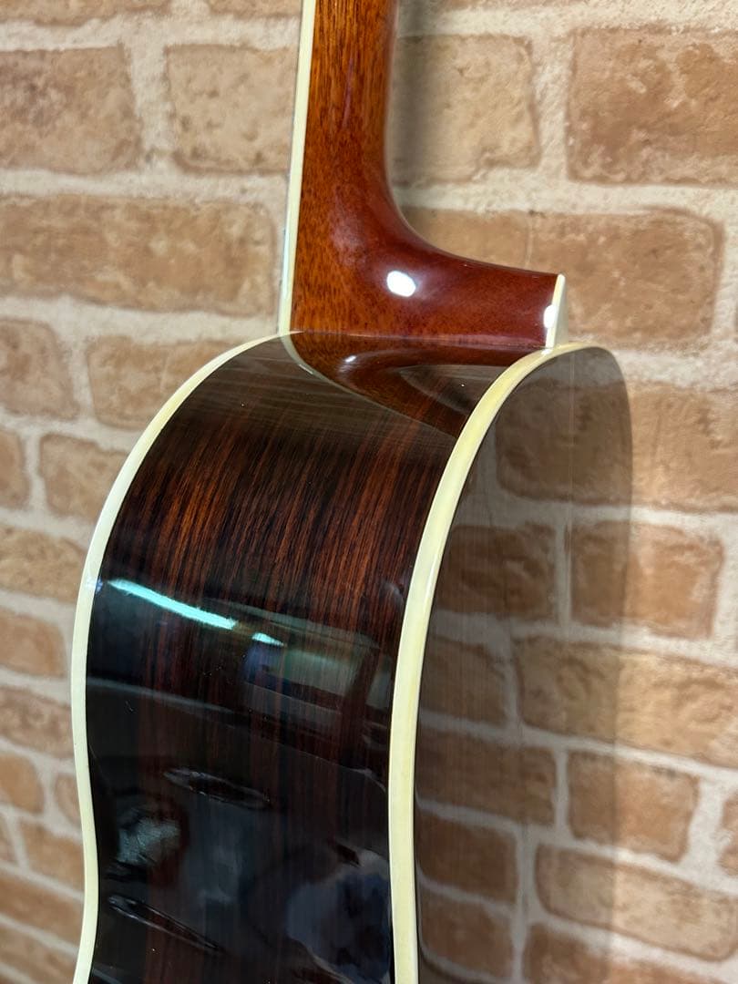 J Lee ニューヨークスタイル・アコースティックギター