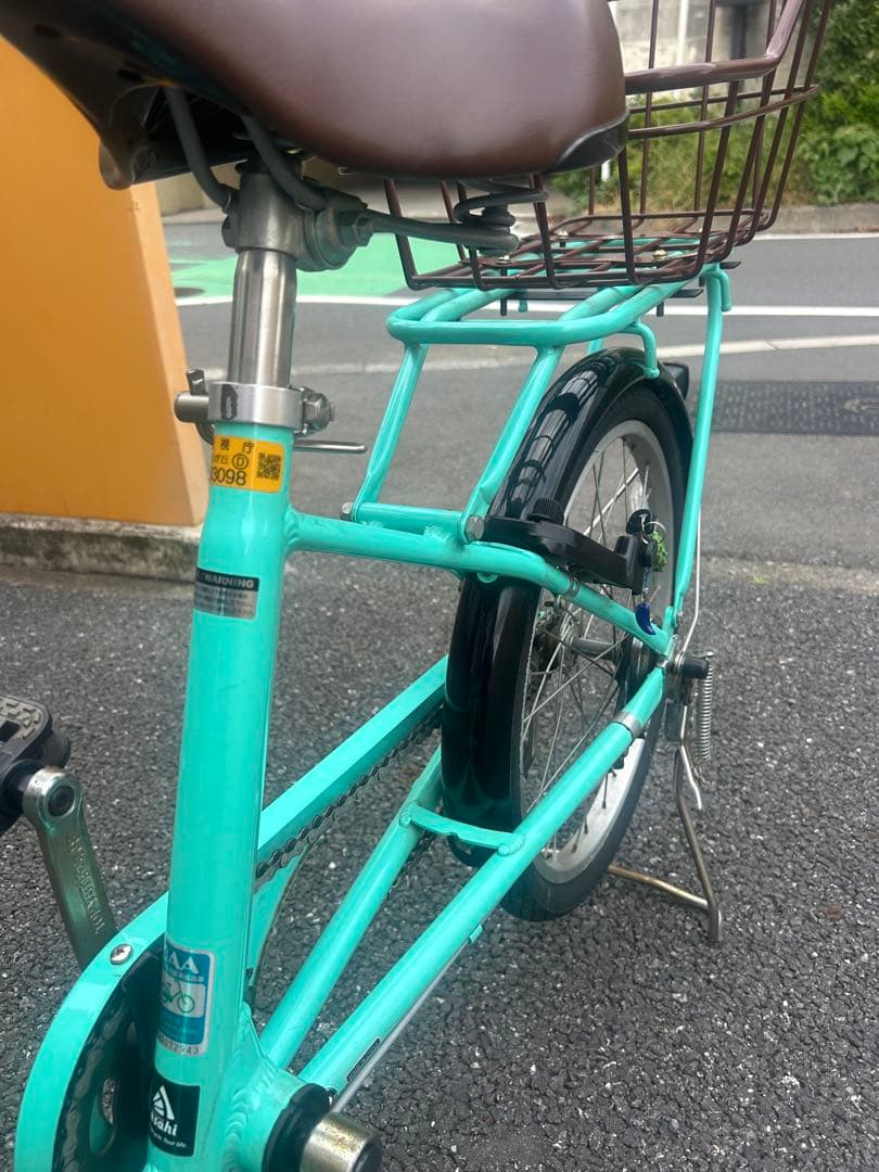 used 自転車　モアティエ　ミニ　20インチ