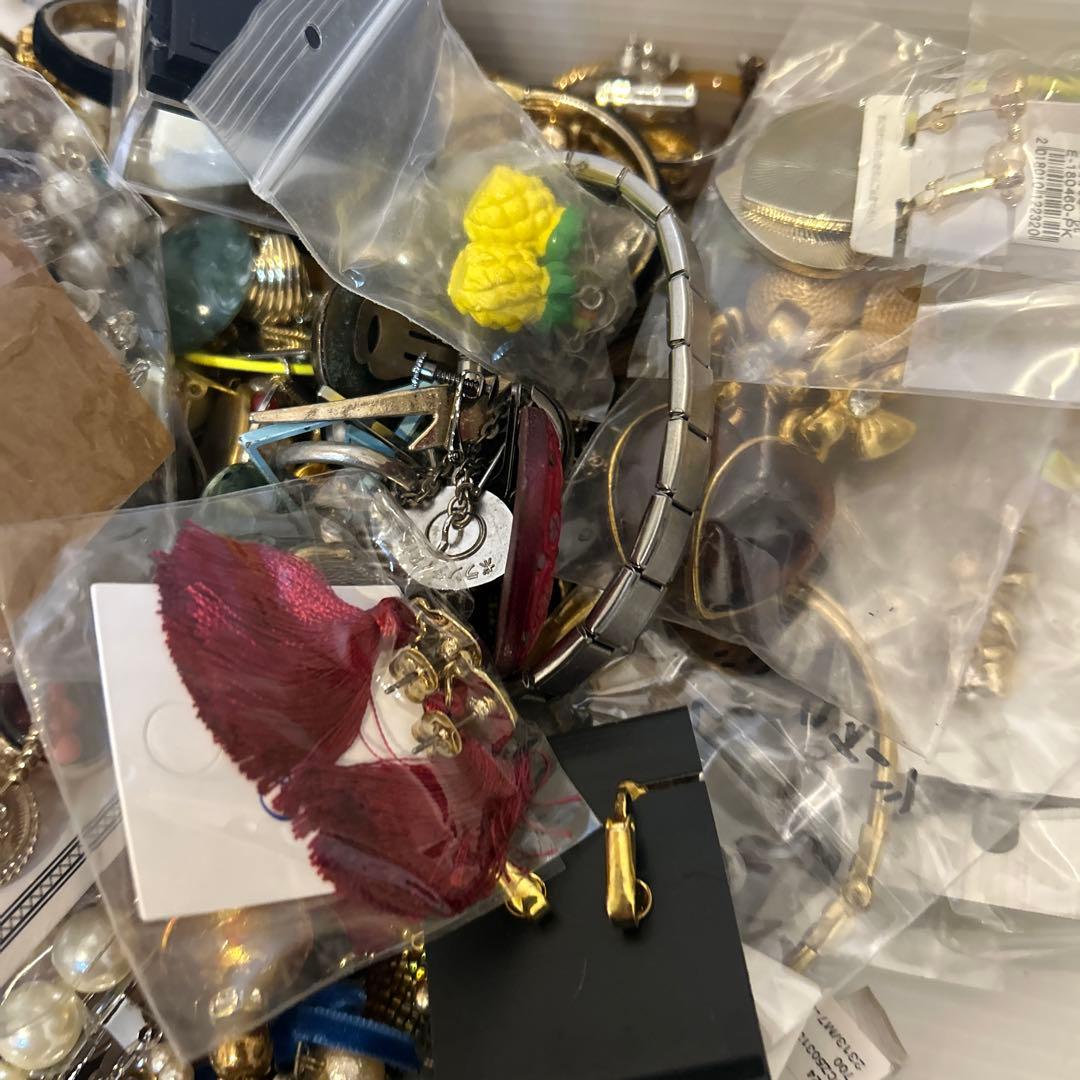 ジャンク　アクセサリー　おまとめ　3kg程度