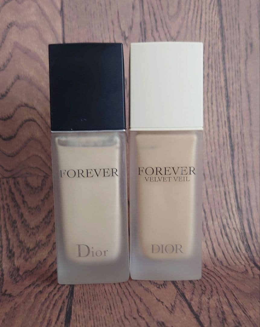 【美品】ディオールスキンフォーエヴァーベルベットヴェール　フルイドマット0CR