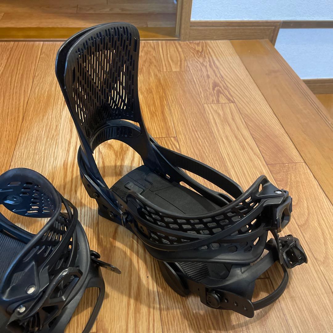バインディング BURTON バートン GENESIS 22-23 Mサイズ