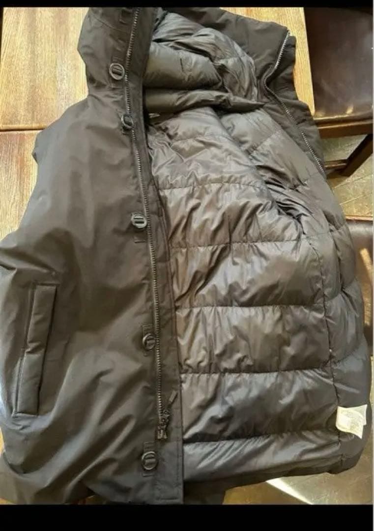 M*J様 Patagonia フローズンレンジパーカー ダウンジャケット