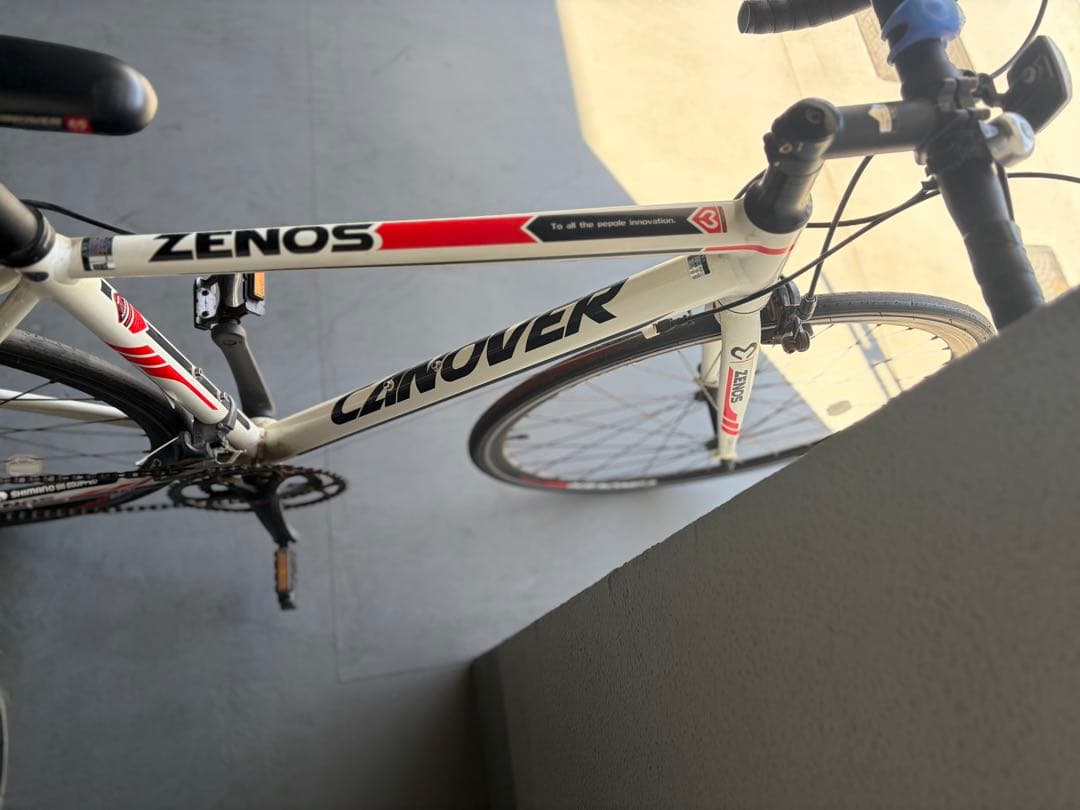 CANOVER ZENOS(カノーバー　ゼノス)ホワイト ロードバイク本体