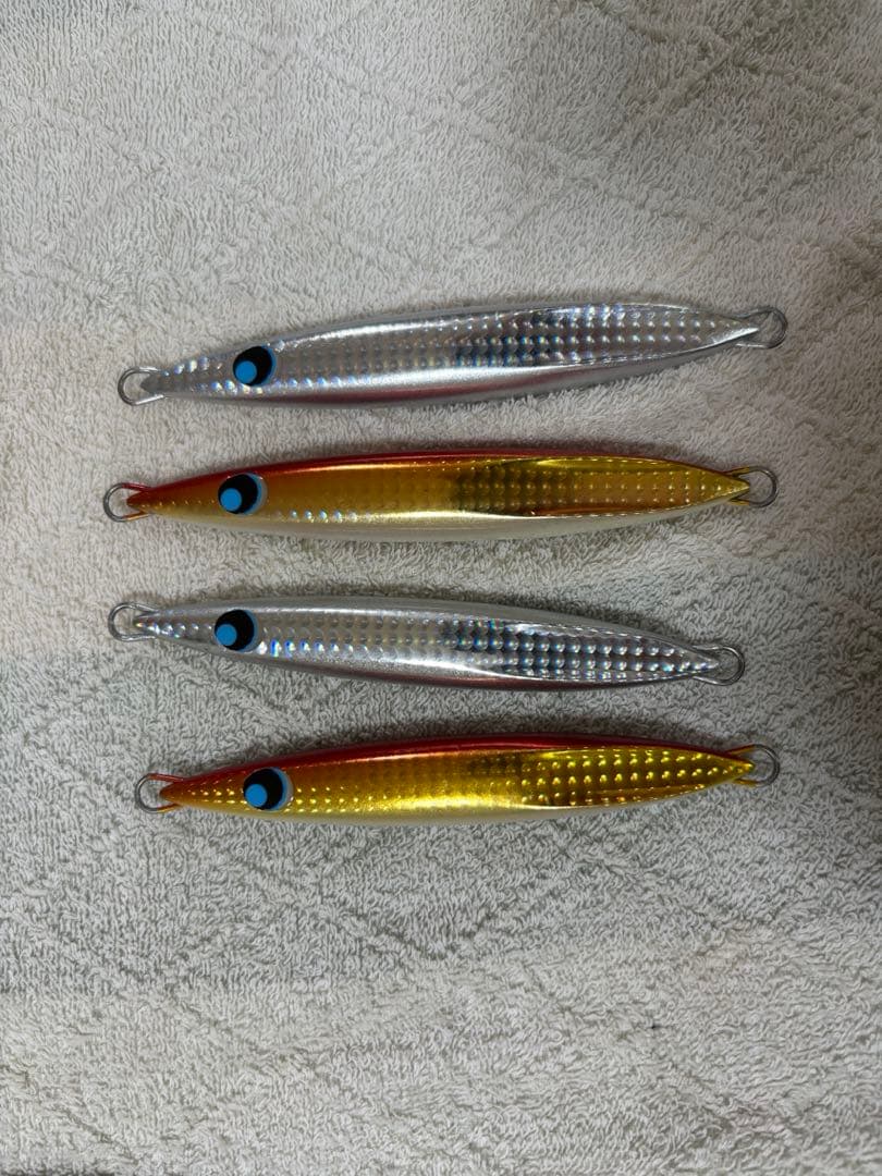 ウロコジグ　スティンガーバタフライ イージーペブル