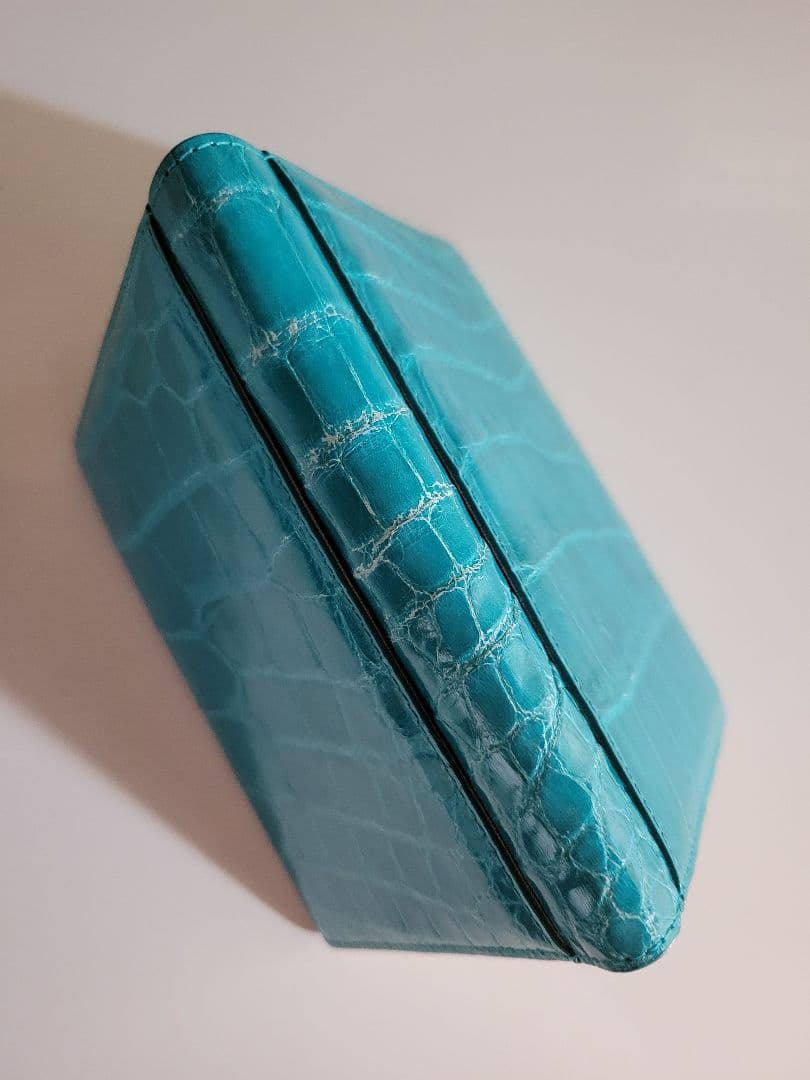 中古品 クロコダイル パスポートケース