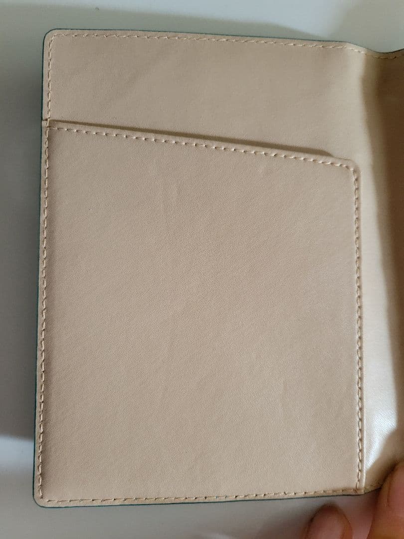 中古品 クロコダイル パスポートケース