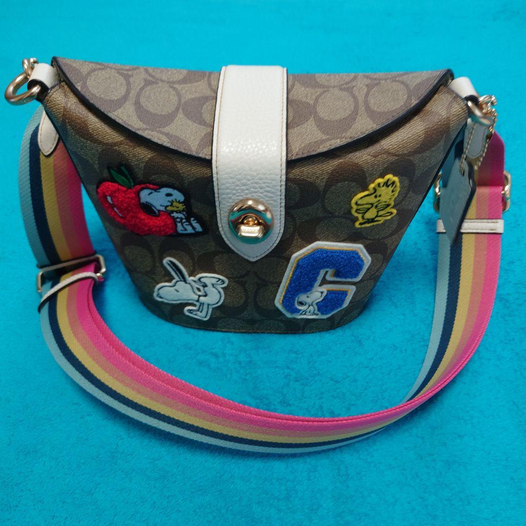 コーチショルダーバック　COACH×PEANUTS