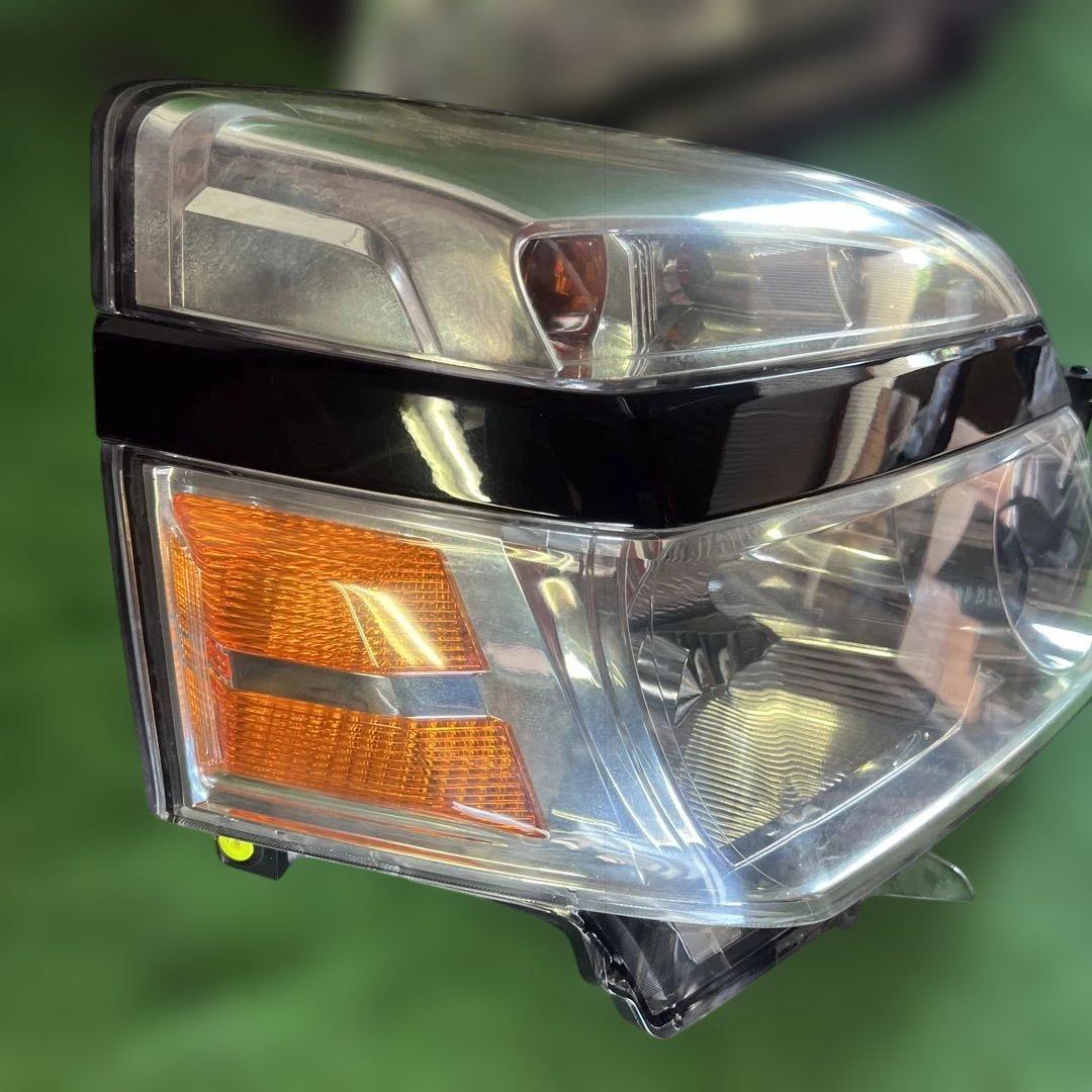 アー1★トヨタ純正 AZR60 65 ノア ヘッドライトセット