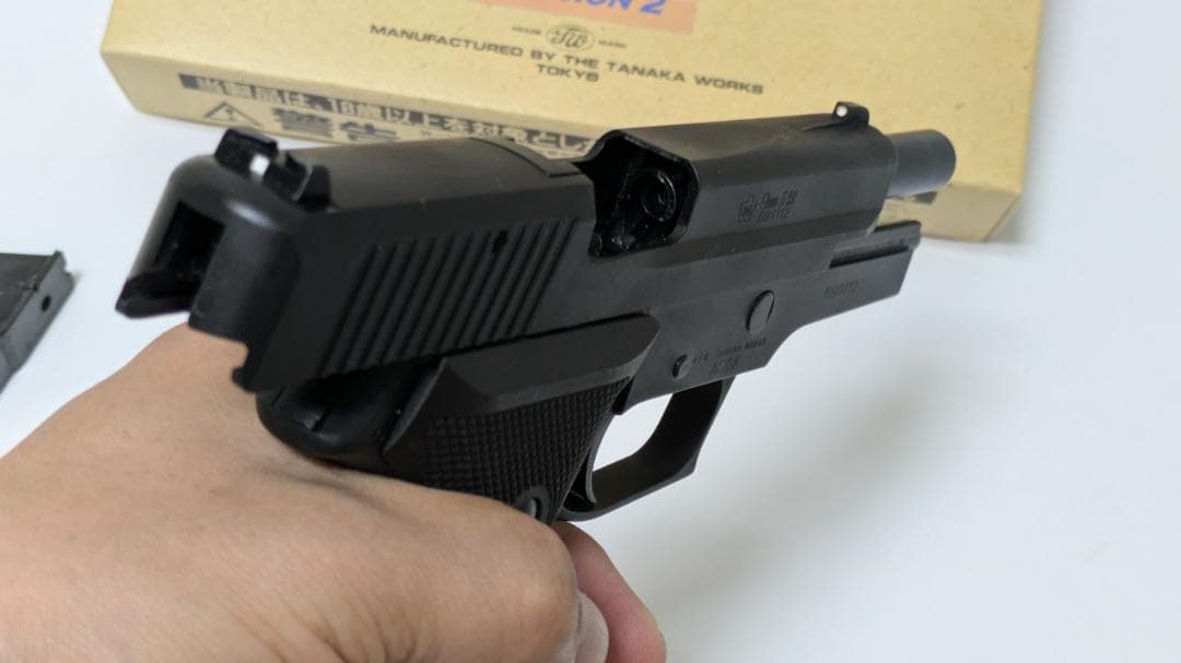 【中古】タナカ SIG P220 Ver.2 陸上自衛隊　HW　ガスブローバック