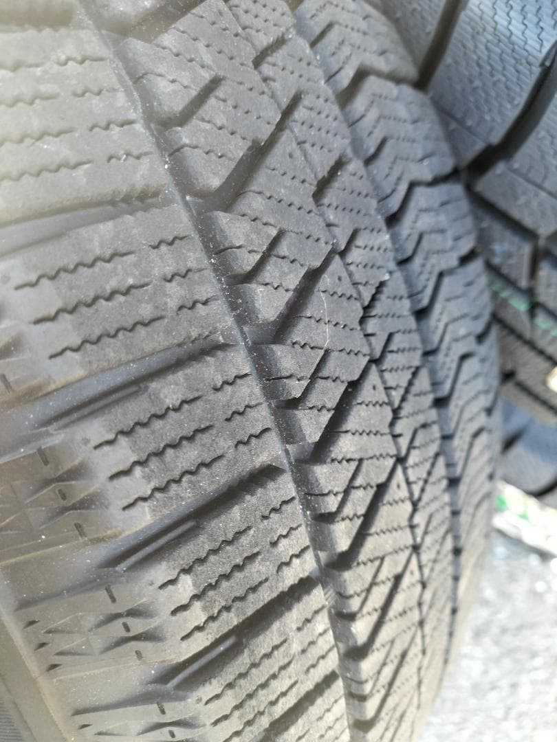 きんしゃちさん専用☆ブリヂストン スタッドレスセット 225/60R17