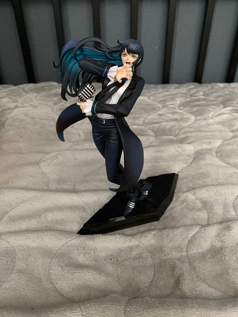 Ado × Oda アートビジュアルフィギュア