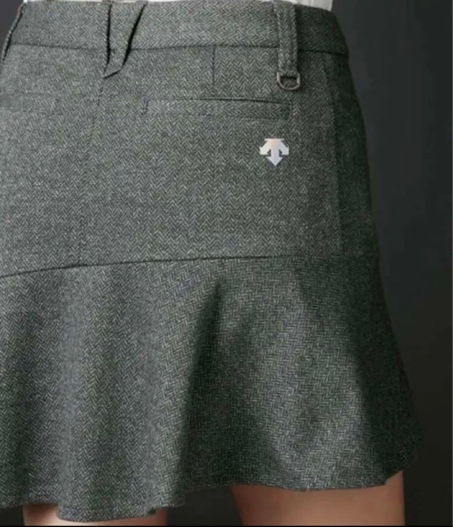 デサントゴルフ　リュクス　LUXE COLLECTION スカート