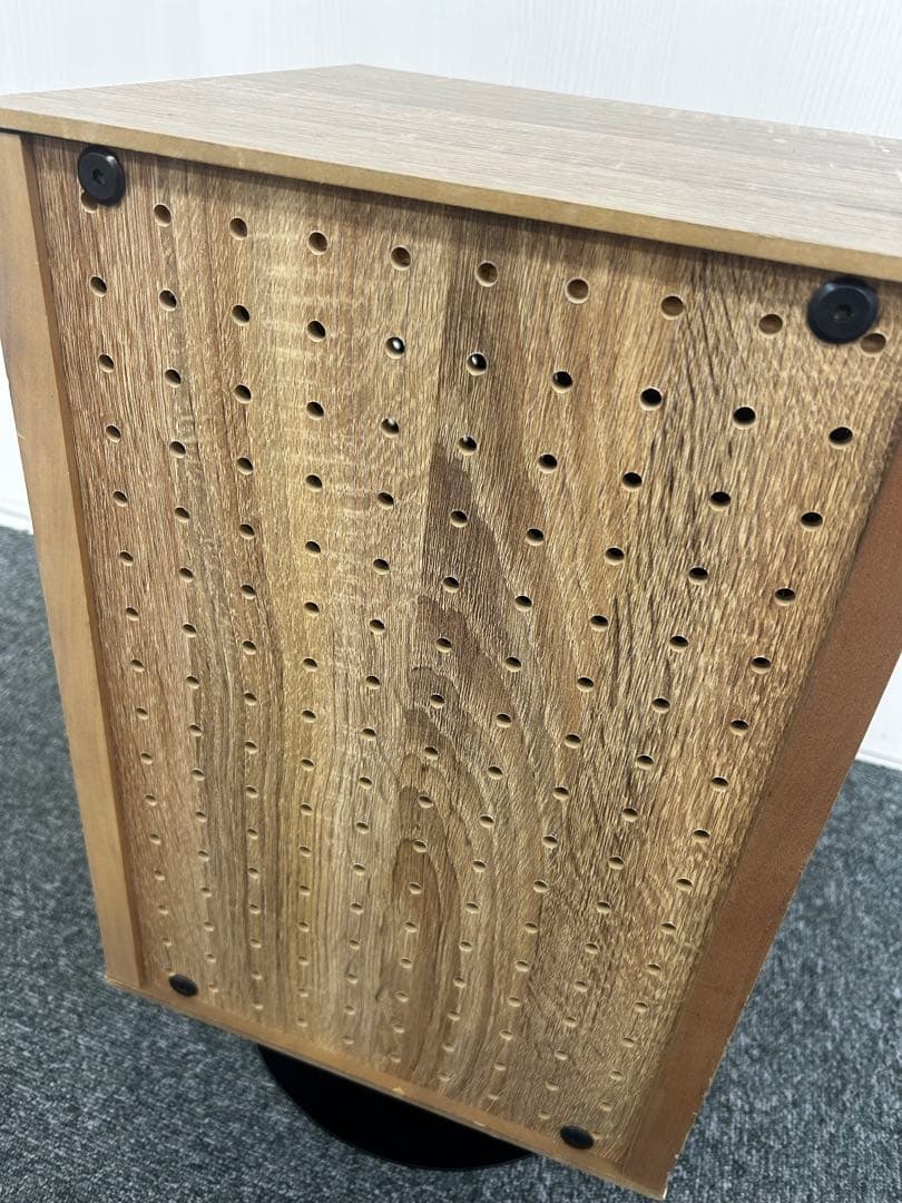 【美品】 卓上 4面回転 有孔パネル アクセサリースタンド 30本フック付き