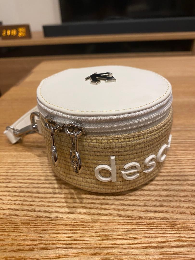小物入れ ストロー風素材 アクセサリーホルダー デサントゴルフ