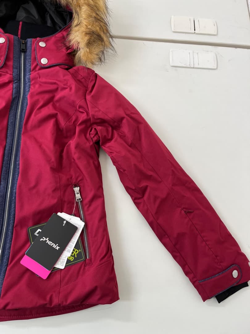 【新品】 phenix　スキーウェア　スノボウェア　レディース　Sサイズ　494