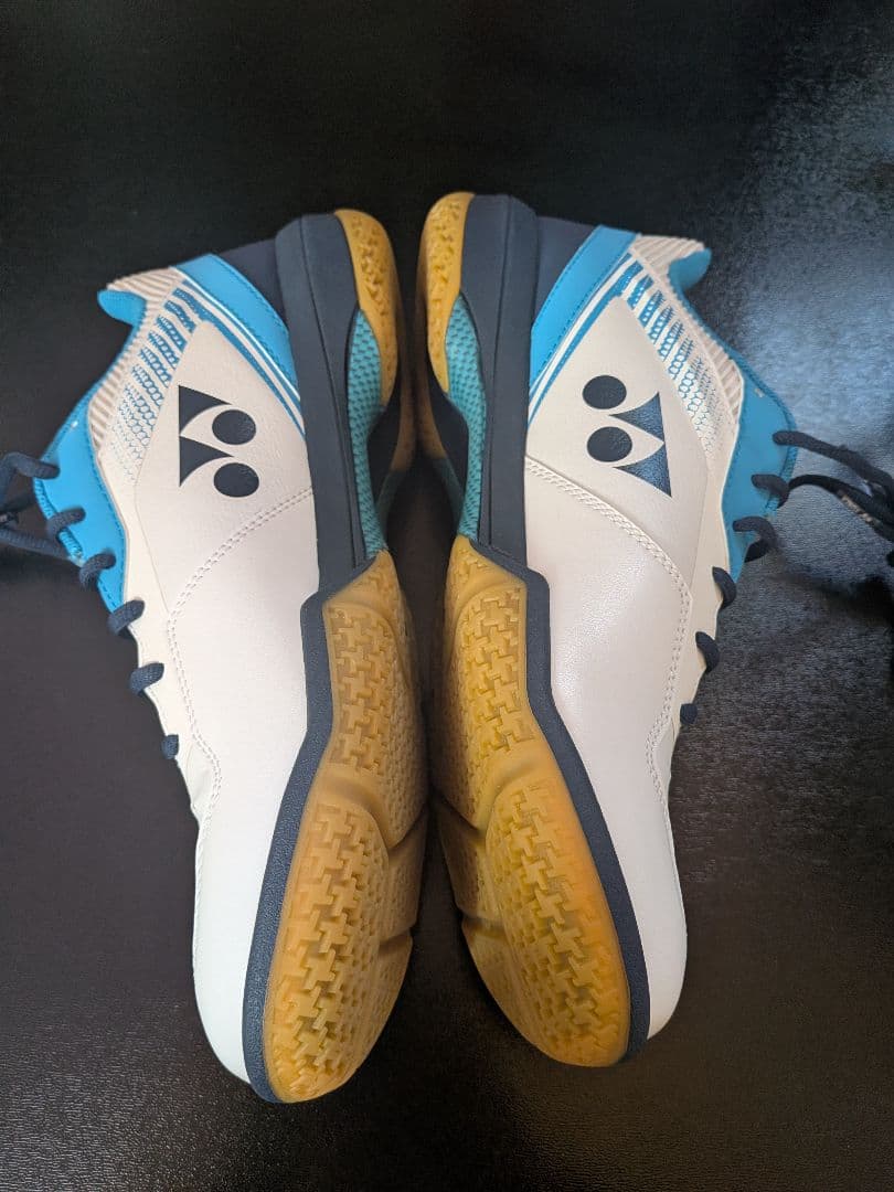 YONEX バドミントンシューズ 65Z3 28cm