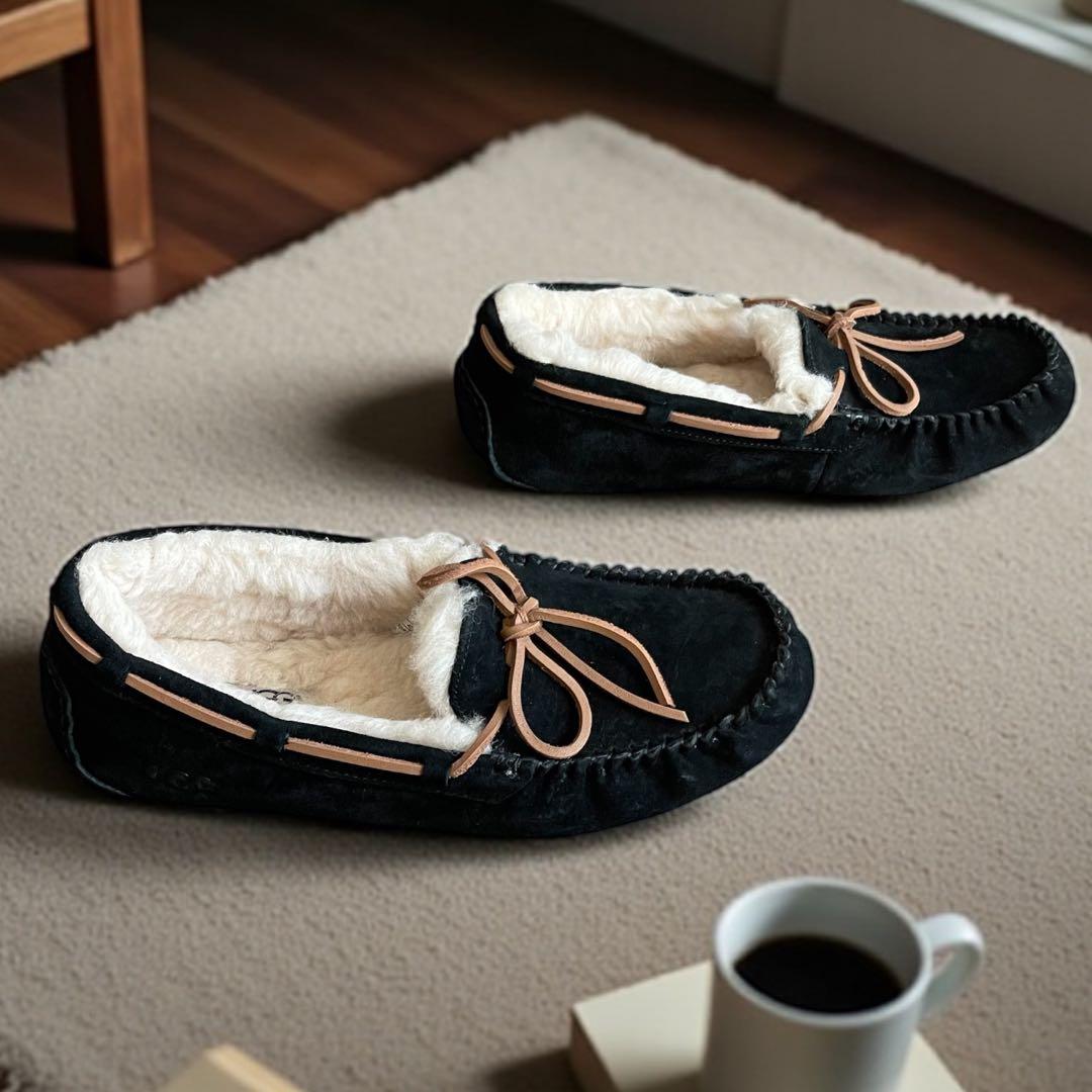 UGG アグ DAKOTA 5612BLK モカシン ブラック 26 美品