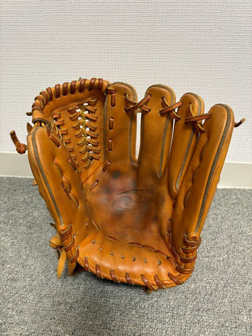 ドナイヤ　一般軟式用グラブ　中古　DJNIK