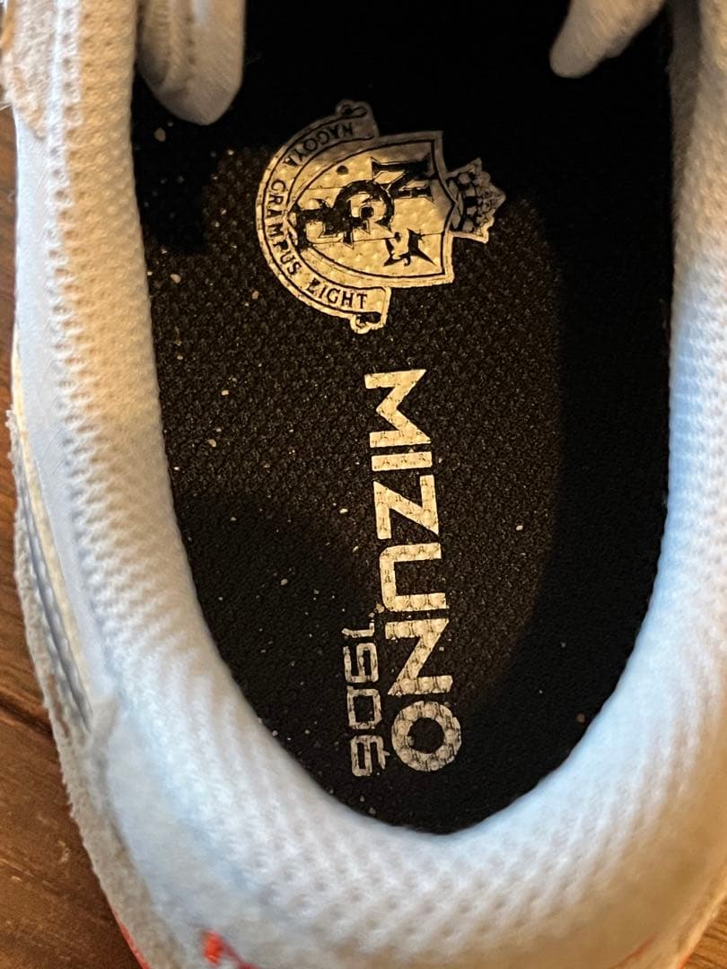 セール中 グランパス ミズノ 限定コラボシューズ レア 24.0cm