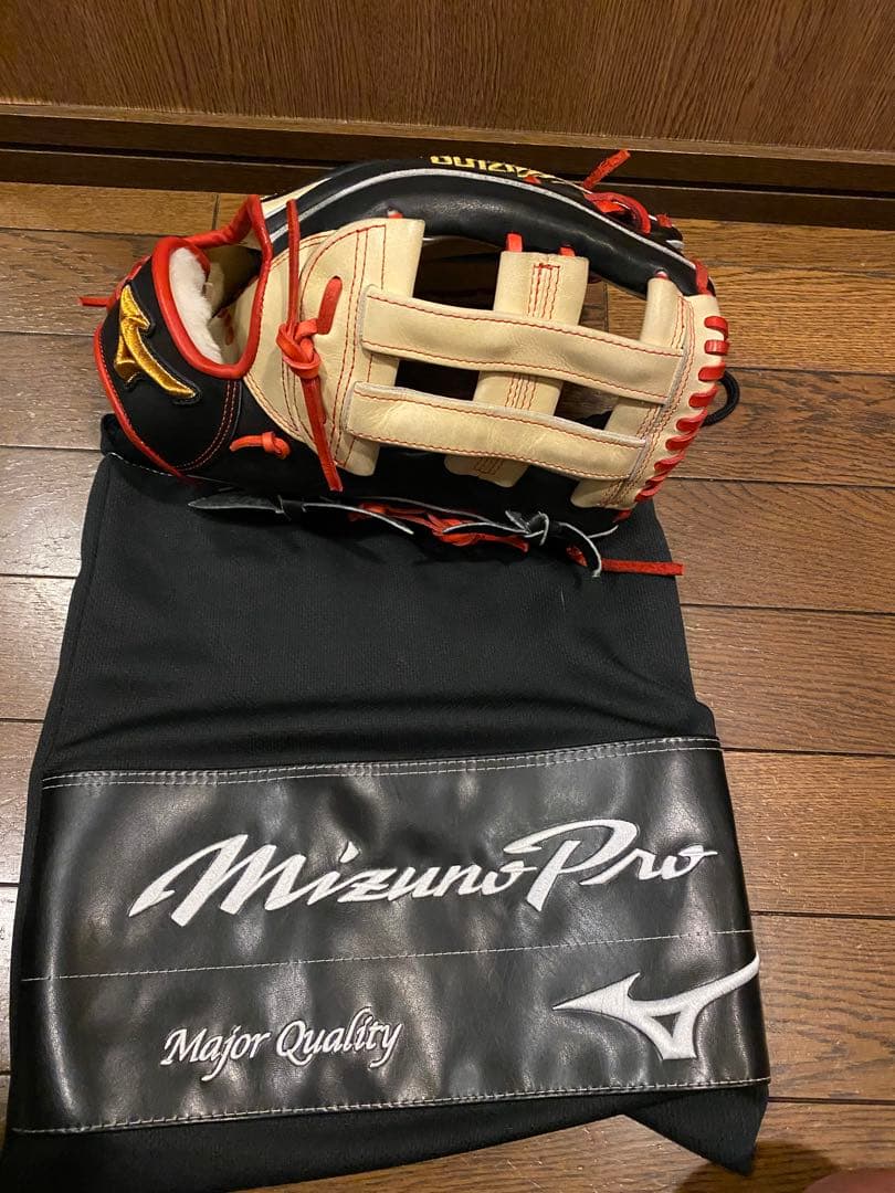 ミズノプロ　軟式用　佐藤輝モデル