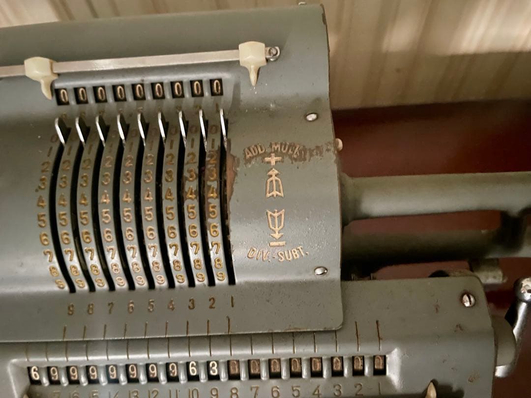 TICER タイガー 機械式計算機　アンティーク　手回し計算機