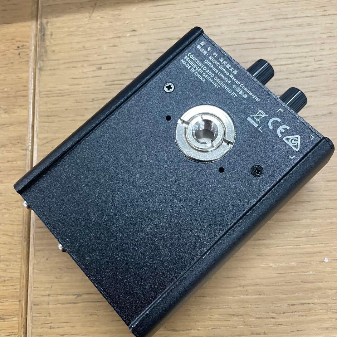 ②behringer ベリンガー Powerplay P1 モニターアンプ
