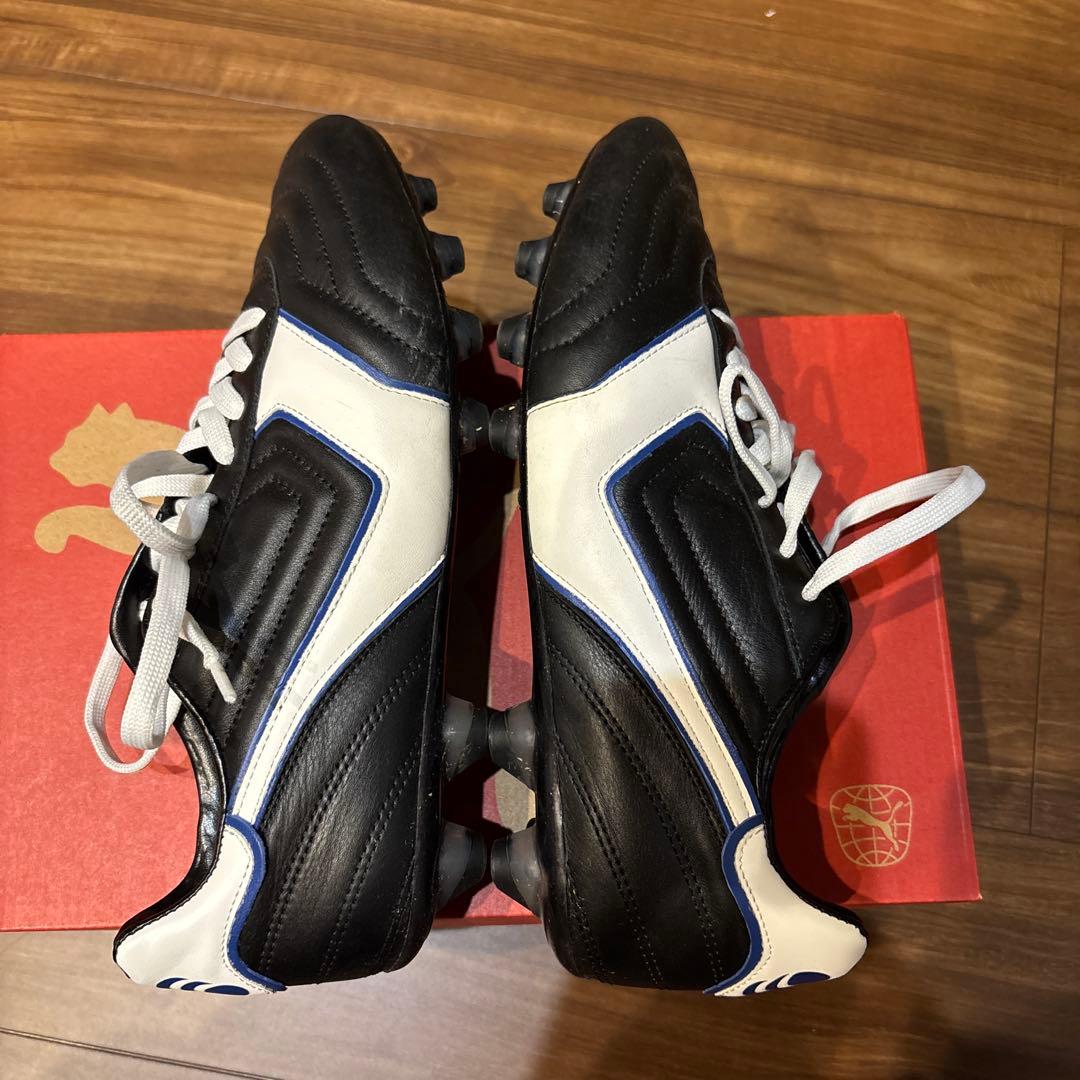 サッカースパイク 28cm パントフォラドーロ　イタリア