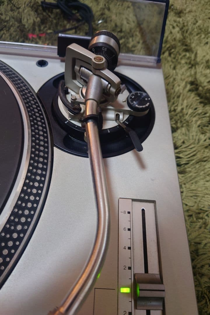 Technics SL-1200 MK3Dターンテーブル