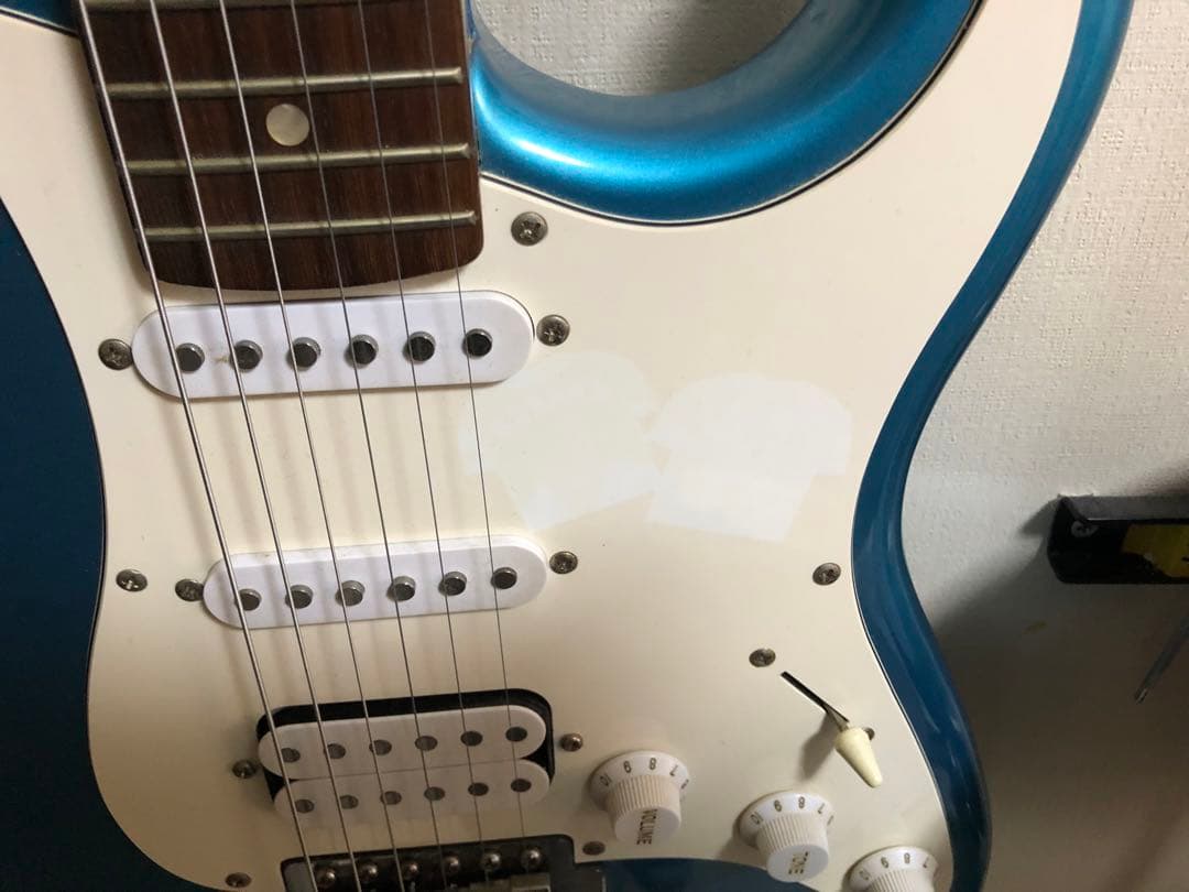 フェルナンデス　ストラトタイプ エレキギター