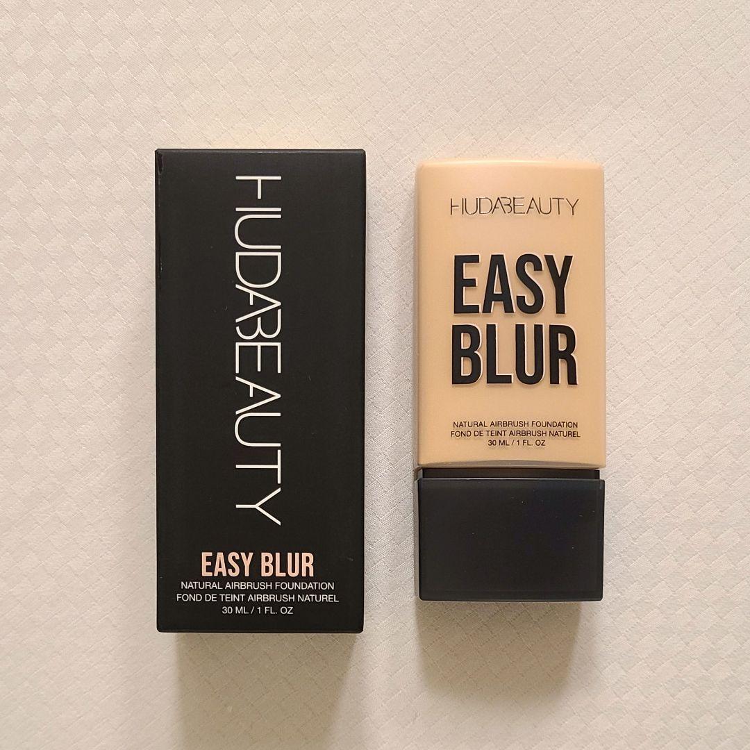 Huda Beauty リキッドファンデーション SHORTBREAD