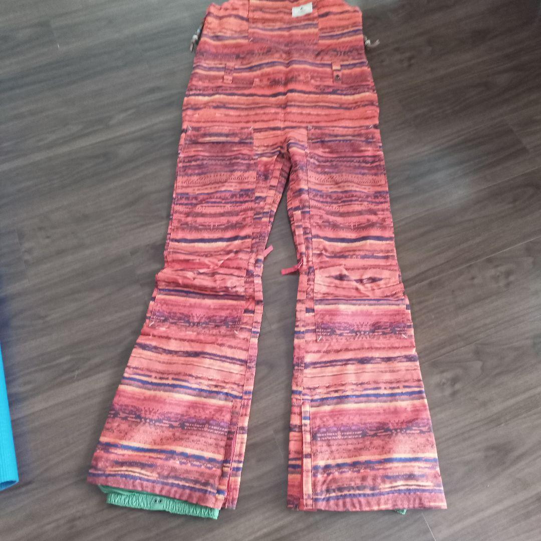 BURTON 女性用スノーボードビブ